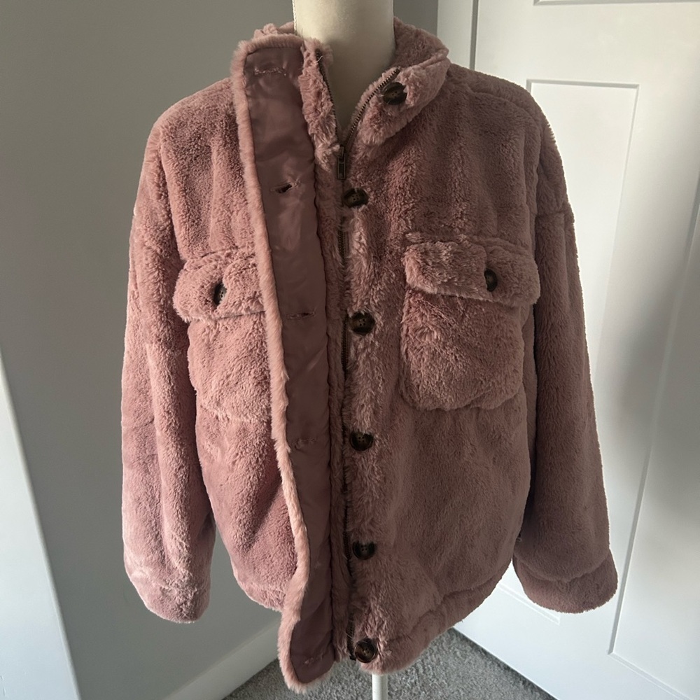 Time and Tru Pink Faux Fur Shacket - Picture 2 of 11